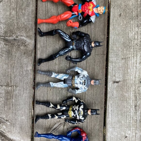 Lot Of 10 Vintage 1990s Batman Action Figures Kenner & Robocop, Power Rangers - Picture 5 of 10